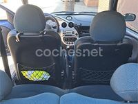 Usado Ford Ka 70 CV (51 kW) 2005 Azul Utilitario