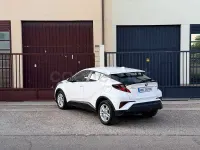 Usado Toyota C-HR Active 122 CV (89 kW) 2022 Blanco SUV
