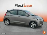 Usado Hyundai i10 67 CV (49 kW) 2022 Gris Utilitario