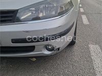 Usado Renault Laguna III Dynamique 130 CV (95 kW) 2007 Verde Berlina