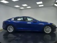 Usado Tesla Model S 344 kW (469 CV) 2018 Azul Utilitario