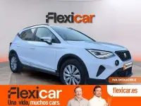 Usado Seat Arona Style 110 CV (80 kW) 2024 Blanco SUV