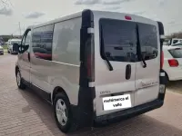 Usado Opel Vivaro 99 CV (72 kW) 2003 Gris Monovolumen