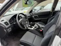 Usado Subaru Legacy 140 CV (102 kW) 2005 Gris / plata Berlina