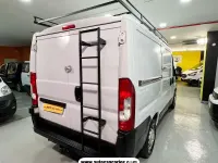 Usado Peugeot Boxer S 120 CV (88 kW) 2021 Blanco Van