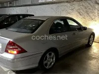 Usado Mercedes C320 Avantgarde 218 CV (160 kW) 2001 Gris / plata Berlina