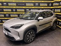 Usado Toyota Yaris Hybrid Plus 116 CV (85 kW) 2021 Gris Familiar