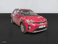 Usado Kia Stonic 100 CV (73 kW) 2023 Rojo SUV