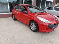 Usado Peugeot 206 75 CV (55 kW) 2009 Rojo Berlina