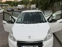 Usado Peugeot 208 Active 68 CV (50 kW) 2014 Blanco Utilitario