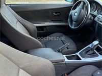 Usado BMW 320 177 CV (130 kW) 2007 Gris / plata Coupe