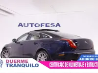 Usado Jaguar XJ Luxury 275 CV (202 kW) 2014 Azul Berlina