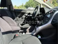 Usado Toyota Auris Active 132 CV (97 kW) 2012 Blanco Berlina