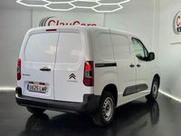 Usado Citroën Berlingo 100 CV (73 kW) 2021 Blanco Monovolumen