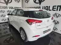 Usado Hyundai i20 84 HP (61 kW) 2016 Branco Sedan