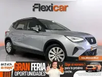 Usado Seat Arona Style 110 CV (80 kW) 2022 Gris SUV