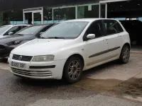 Usado Fiat Stilo Active 115 CV (84 kW) 2002 Blanco Berlina
