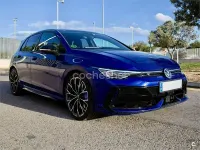 Usado VW Golf VIII R 333 CV (244 kW) 2025 Azul Berlina