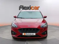 Usado Ford Focus ST-Line 125 CV (91 kW) 2019 Rojo Berlina