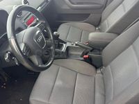 Usado Audi A3 Attraction 105 CV (77 kW) 2011 Negro Utilitario