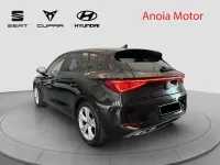 Usado Seat Leon FR 116 CV (85 kW) 2025 Negro Berlina