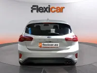 Usado Ford Focus ST-Line 155 CV (114 kW) 2024 Negro Berlina