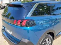 Usado Peugeot 5008 Allure 130 CV (95 kW) 2023 Azul SUV