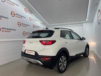 Usado Kia Stonic 120 CV (88 kW) 2021 Blanco SUV