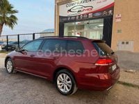 Usado VW Golf VII Advance 150 CV (110 kW) 2020 Granate Familiar