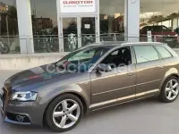 Usado Audi A3 Attraction 140 CV (102 kW) 2011 Gris / plata Utilitario