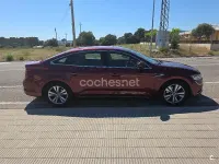 Usado Renault Talisman Zen 160 CV (117 kW) 2019 Granate Berlina