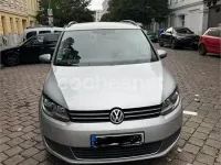 Usado VW Touran Advance 140 CV (102 kW) 2014 Gris / plata Monovolumen