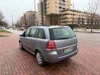 Usado Opel Zafira Cosmo 140 CV (102 kW) 2007 Gris / plata Monovolumen