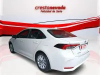 Usado Toyota Corolla Active 125 CV (91 kW) 2022 Blanco Berlina