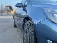 Usado Opel Astra Sportive 130 CV (95 kW) 2013 Azul Familiar