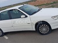 Begagnad Peugeot 306 Style 90 HK (66 kW) 2000 Vit Sedan