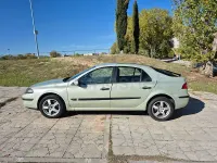 Usado Renault Laguna III Authentique 110 CV (80 kW) 2007 Beige Berlina
