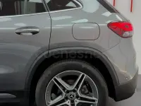 Usado Mercedes GLA200 150 CV (110 kW) 2021 Gris / plata SUV