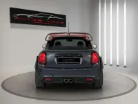 Usado Mini John Cooper Works 306 CV (225 kW) 2021 Gris Utilitario