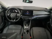 Usado Skoda Octavia Selection 150 CV (110 kW) 2023 Azul Berlina