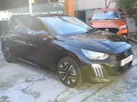 Usado Peugeot 208 Allure 101 CV (74 kW) 2025 Negro Utilitario
