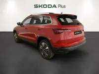 Usado Skoda Karoq Selection 150 CV (110 kW) 2025 Rojo SUV