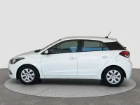 Usado Hyundai i20 101 CV (74 kW) 2018 Blanco Utilitario