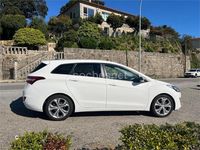 Usado Hyundai i30 Blackline 110 CV (80 kW) 2014 Blanco Familiar
