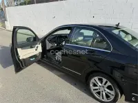 Usado Mercedes C200 Avantgarde 136 CV (100 kW) 2011 Negro Berlina