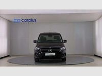 Usado Mercedes T180 116 CV (85 kW) 2024 Negro Monovolumen