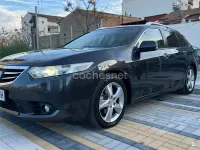 Usado Honda Accord Executive 150 CV (110 kW) 2012 Gris / plata Familiar