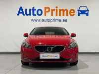 Usado Volvo V40 Kinetic 120 CV (88 kW) 2017 Rojo Utilitario