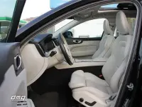 Usado Volvo XC60 Momentum 407 CV (299 kW) 2018 Negro SUV