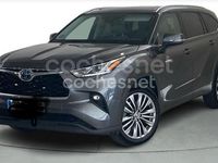 Usado Toyota Highlander Advance 246 CV (180 kW) 2021 Gris / plata SUV